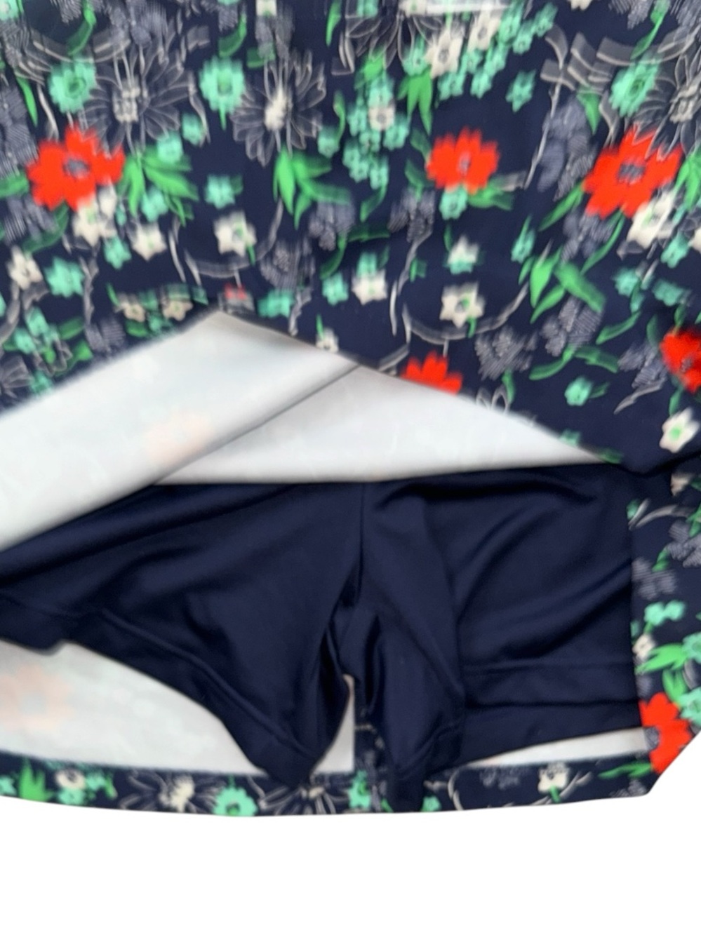Lady Hagen Skort Navy Floral Mini Skirt/shorts, with pockets, golf wear - Picture 5 of 7